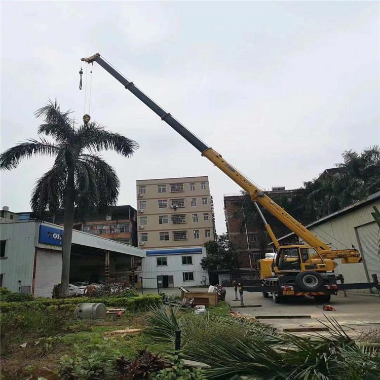 乐东12吨吊车出租一天的收费标准是什么