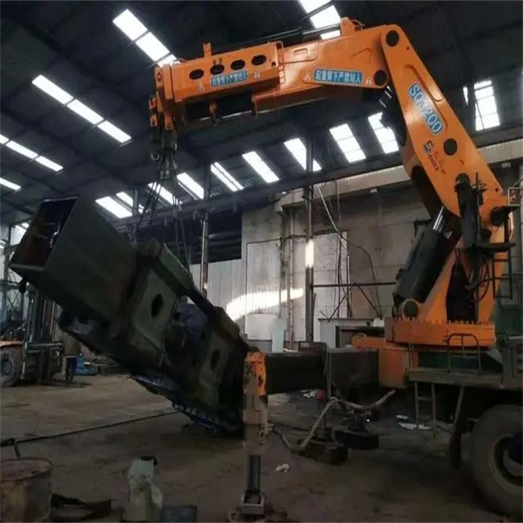 乐东折臂吊出租怎么收费