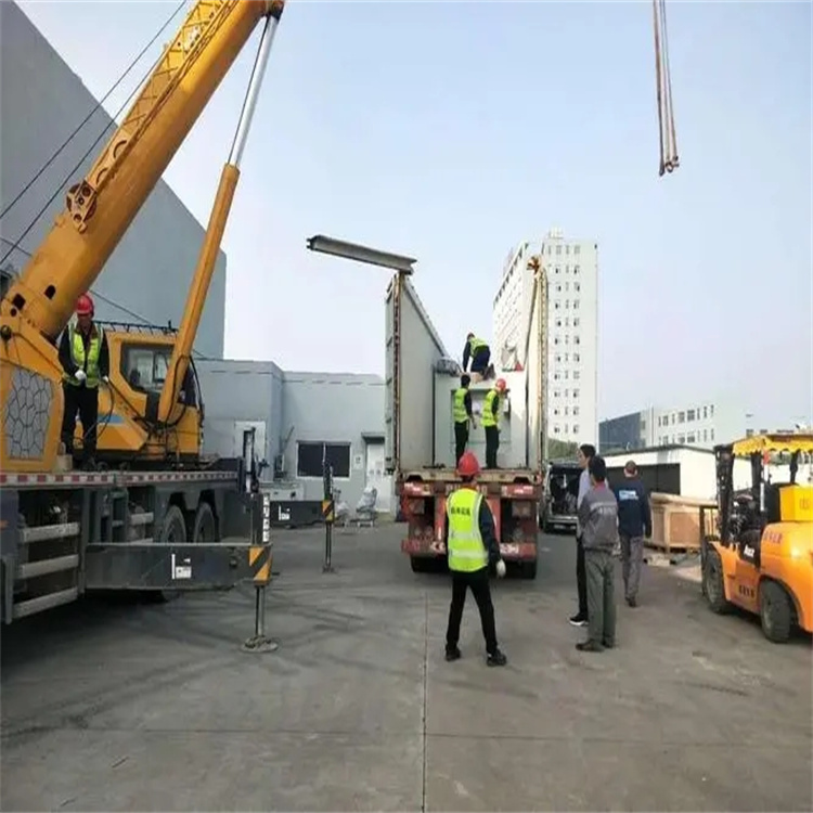 乐东如何找到附近的吊车救援服务